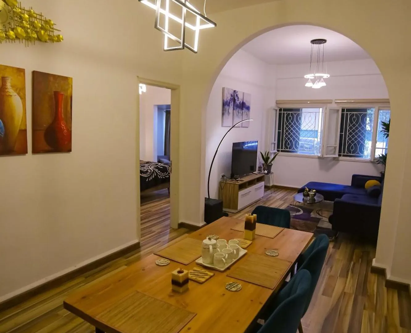 Charm Vintage Achrafieh Apt With Garden Pizza Oven Bbq Hottub Beirut Apartment